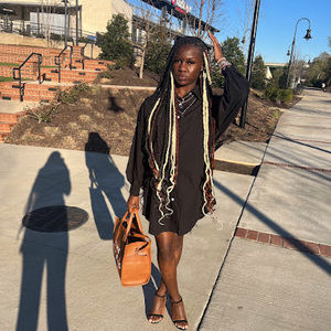 Meet your Posher, Life with